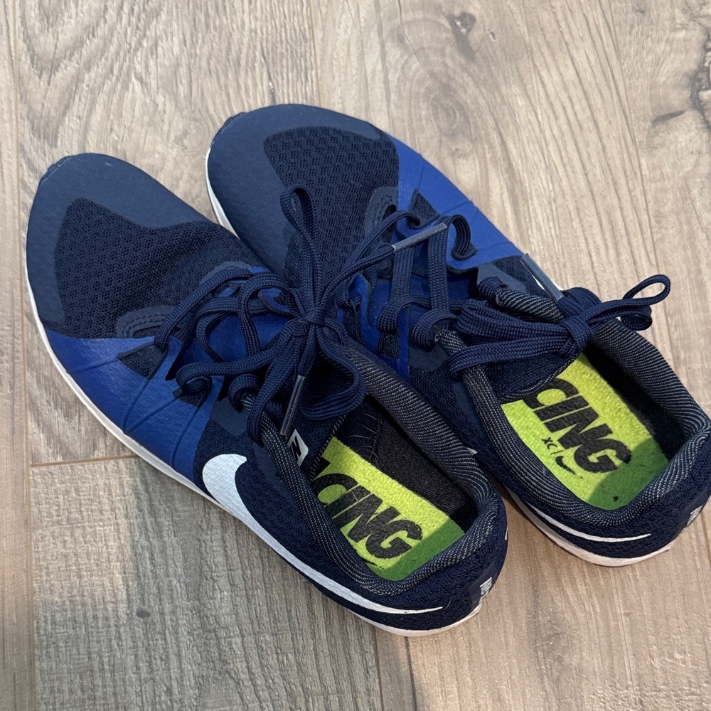 Nike Blue and Black running Shoes with White Swoosh size 4.5 fits women 6